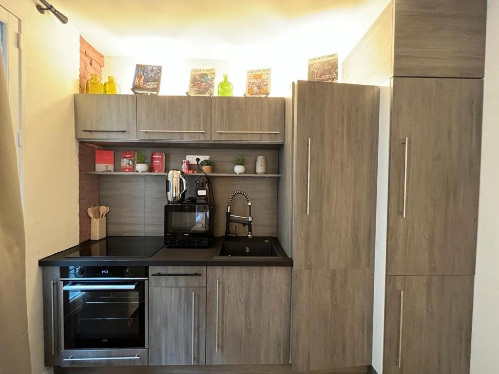Studio Pompidou - Rue Des Temples 3 Places Apartment Paris Luaran gambar