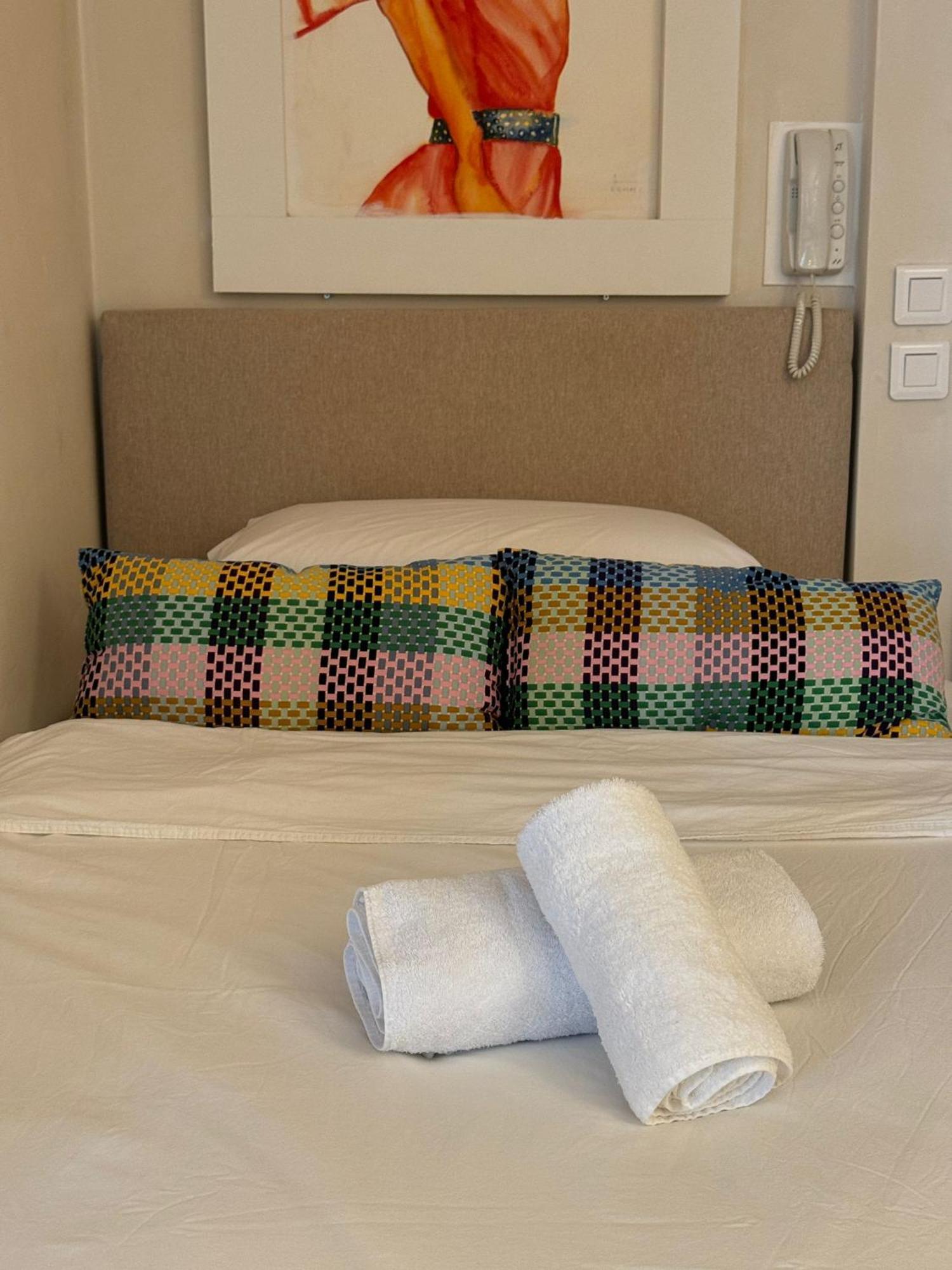 Studio Pompidou - Rue Des Temples 3 Places Apartment Paris Luaran gambar
